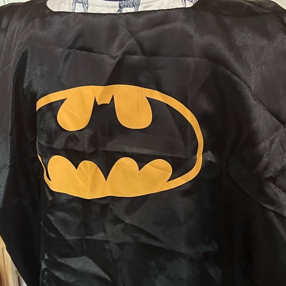 Kids Superhero Capes - Picture 3 of 5